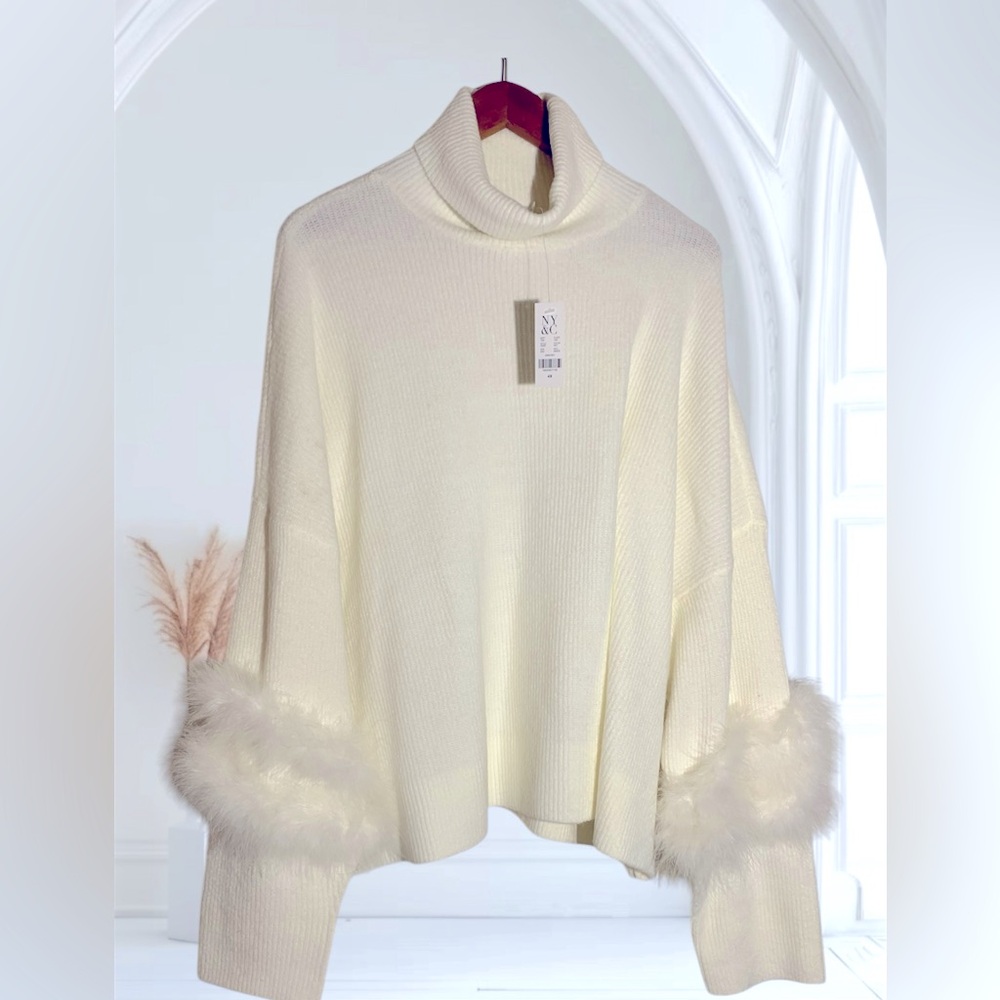Chic Plus Size Turtleneck Feather Sleeve Sweater Beautiful WinterWhite!❤️